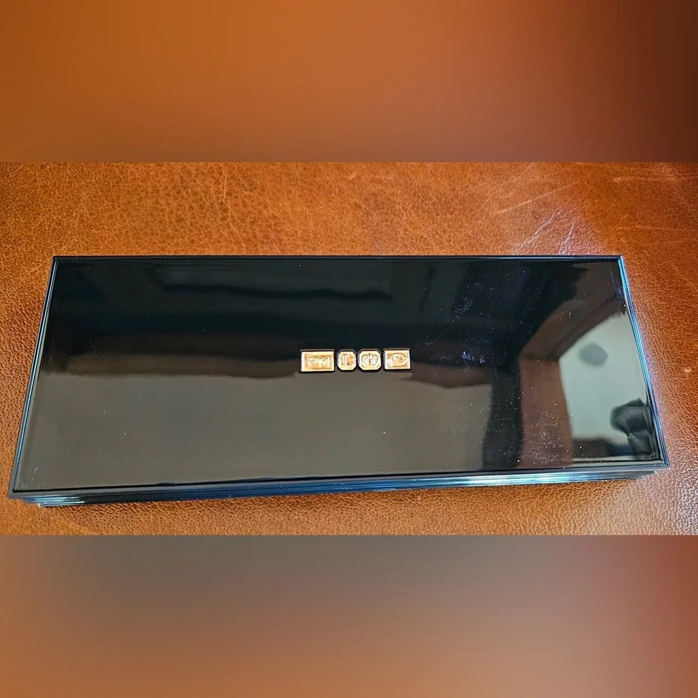 Pat McGrath Labs Bronze Seduction Eyeshadow Palette - Picture 2 of 5